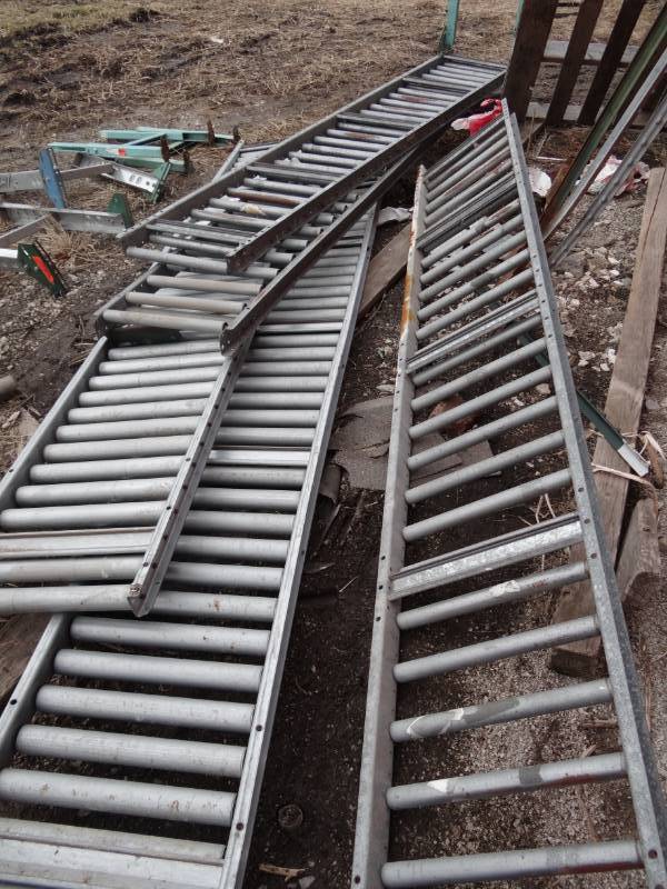 lot 3924 image: Assembly Line Rollers and Stands
