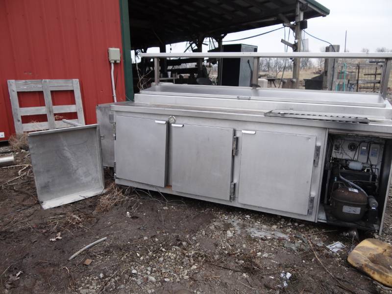 lot 3933 image: Stainless Steel Make Table and Dish Station Table