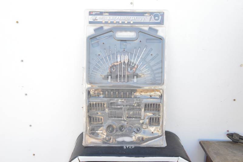 lot 1034 image: 125 pc Drill & Bit Project Set