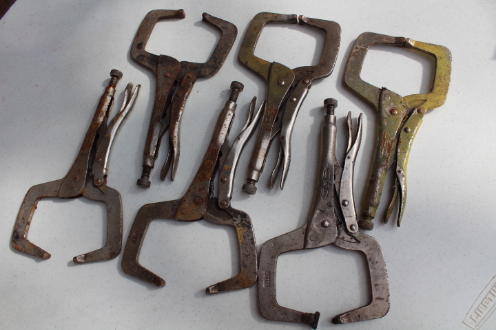 lot 1061 image: 6 Vise-grip Locking Clamps