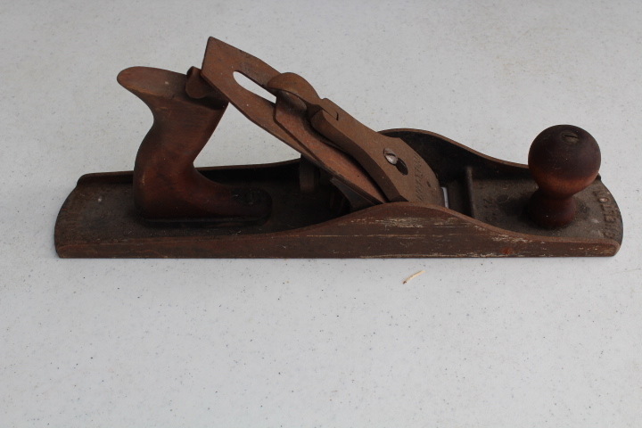 lot 1064 image: Shelton No 14 Plane