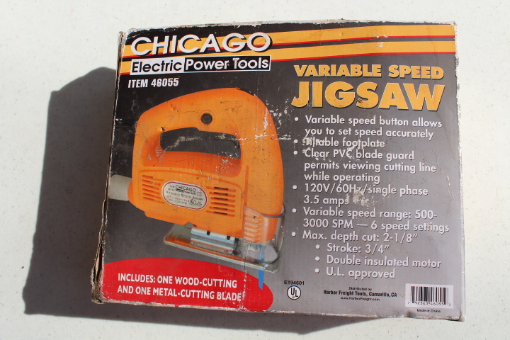 lot 1069 image: Jig Saw - Box has been wet