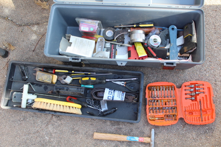 lot 1074 image: Plano Toolbox with Contents