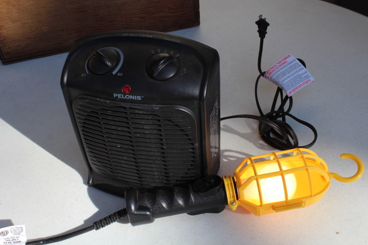 lot 1091 image: Trouble Light and Heater