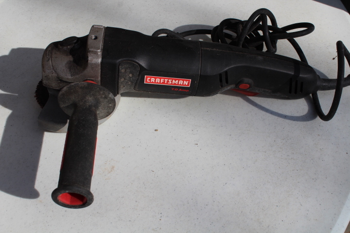 lot 1093 image: Craftsman 7amp Grinder - Works