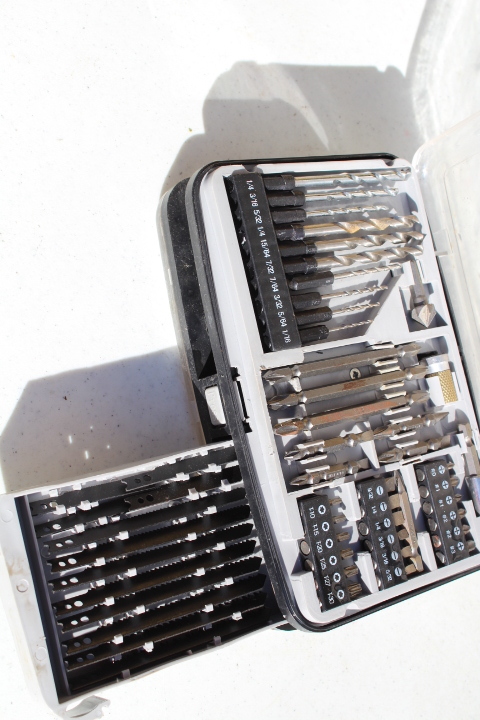 lot 1120 image: Drill Bit & Blade Set - Partial  - Missing one drawer