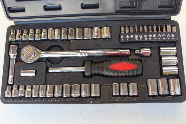 lot 1134 image: Complete Socket Set