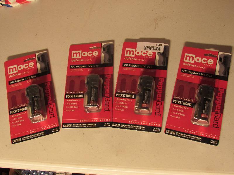 lot 5001 image: Pocket Size Mace - 4 Packages