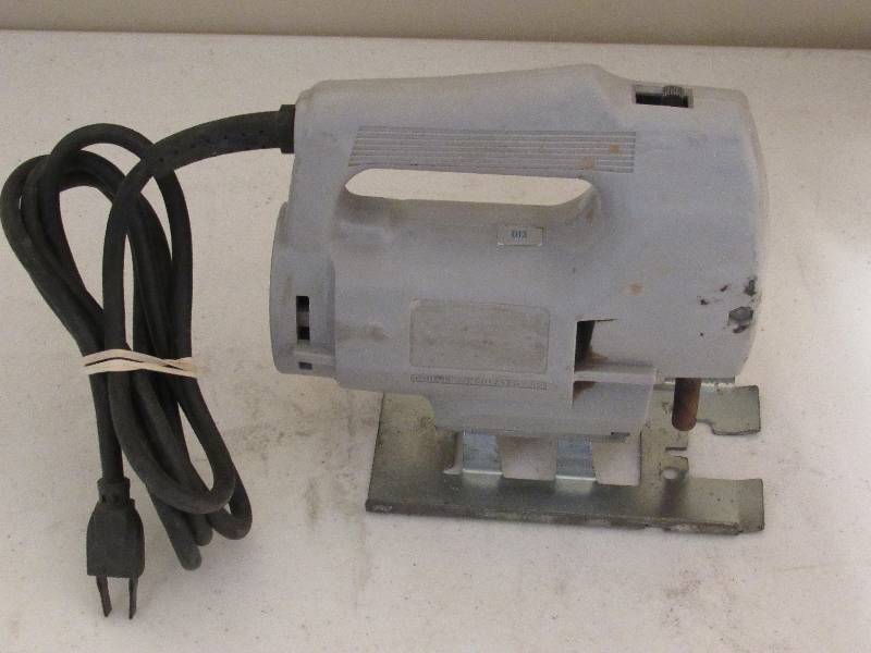 lot 5072 image: Electric Jig Saw