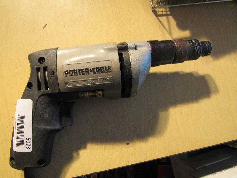 lot 5073 image: Porter Cable Electric Drill