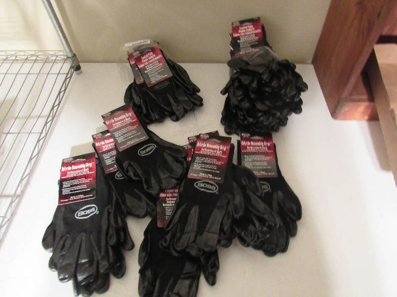 lot 5088 image: Boss Coated Palm Gloves - 12 Large, 12 Extra Large