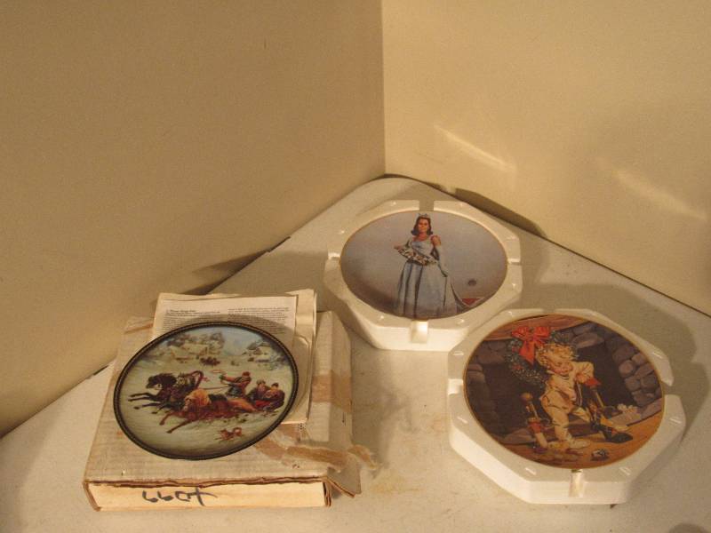 lot 5105 image: 3 Plates