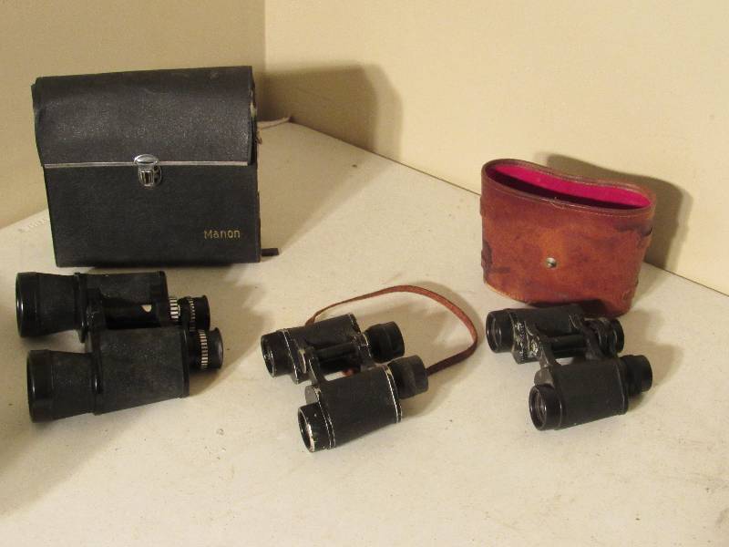 lot 5135 image: 3 pairs binoculars