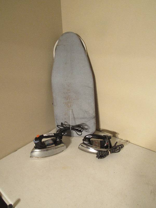 lot 5190 image: 2 irons and small ironing board