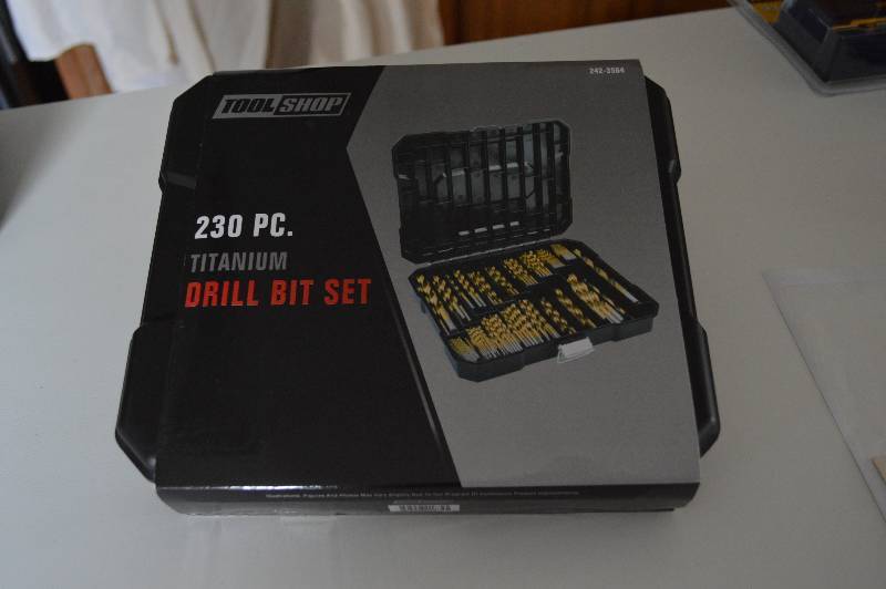 lot 1059 image: 230 Pc Titanium drill bit set - New