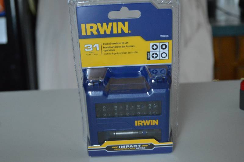 lot 1077 image: Irwin 31 pc Impact screwdriver bit set