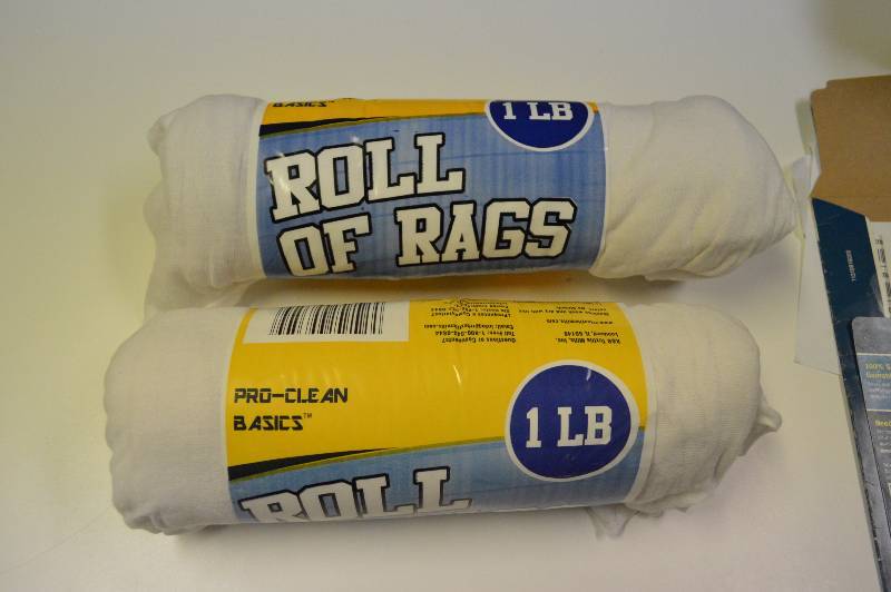 lot 1147 image: 2 - 1 lb Rolls of Soft Cotton Rags