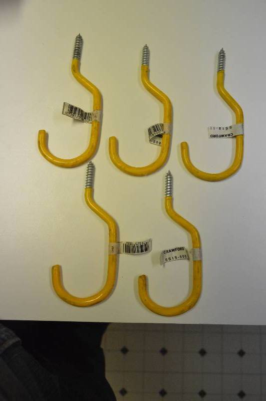 lot 1148 image: 5 Bicycle Hooks