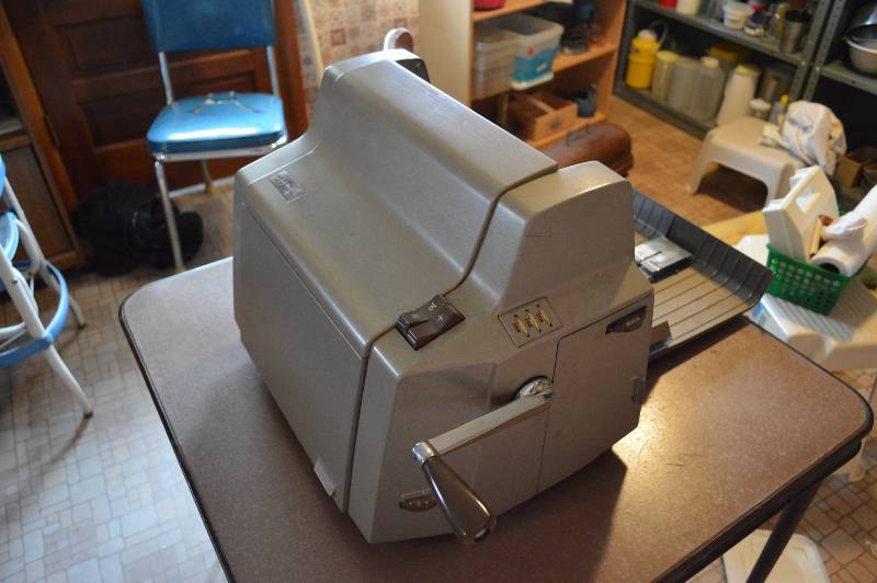 lot 1316 image: Hand-crank Rex-Rotary Mimeograph spirit duplicator vintage, very cool