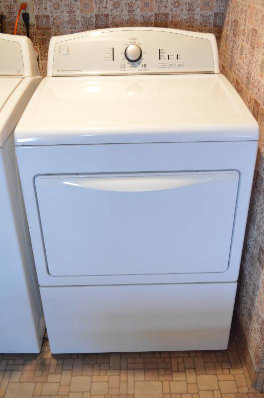 lot 1317 image: Kenmore Dryer