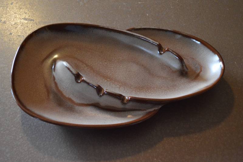 lot 1342 image: Frankoma decor ashtray (#F203)