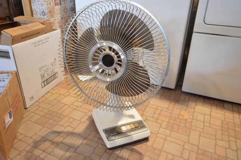 lot 1357 image: Oscillating fan