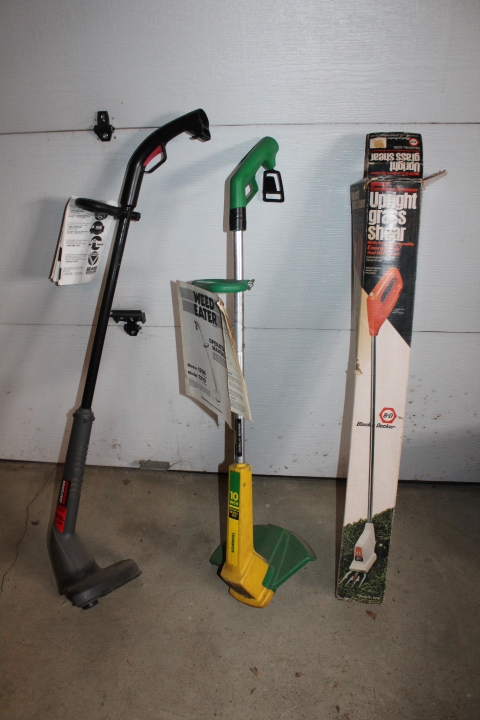lot 1382 image: 2 String Trimmers and Upright Grass Shear