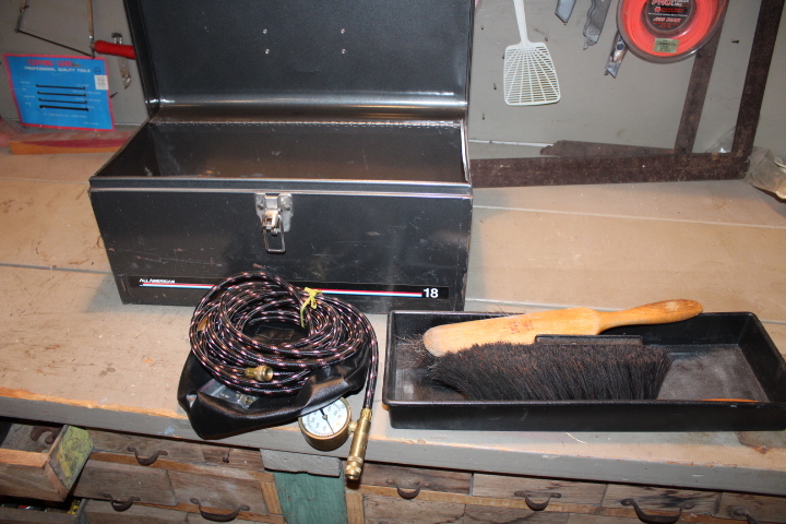 lot 1398 image: Toolbox With Contents