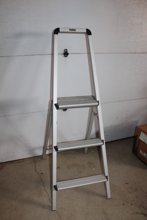 lot 1400 image: Polder Aluminum Folding Ladder - Lightweight