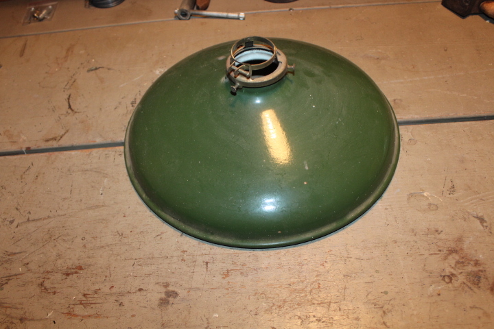 lot 1423 image: Green Enameled Light Shade