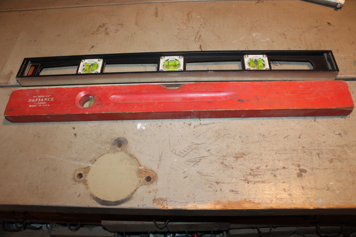 lot 1430 image: 2 - 24 Levels - 1 Craftsman and 1 Stanley