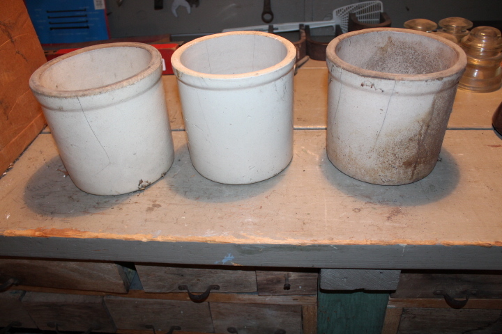 lot 1452 image: 3 Crocks - All have Cracks