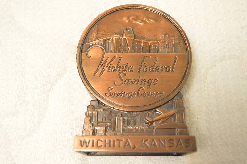 lot 1546 image: Wichita Federal Savings Bank - Cool local knick knack No key