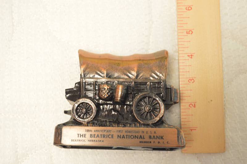 lot 1547 image: Covered Wagon Bank The Beatrice - Key Incl.