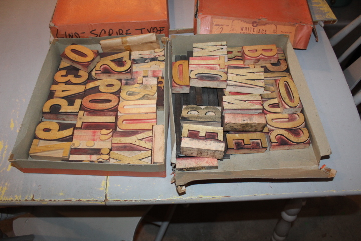 lot 1626 image: 2 Boxes Wooden Stamp Blocks