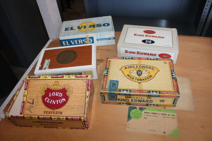 lot 1733 image: 5 Assorted Cigar Boxes