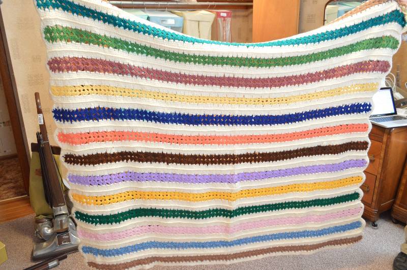 lot 1583 image: Afghan