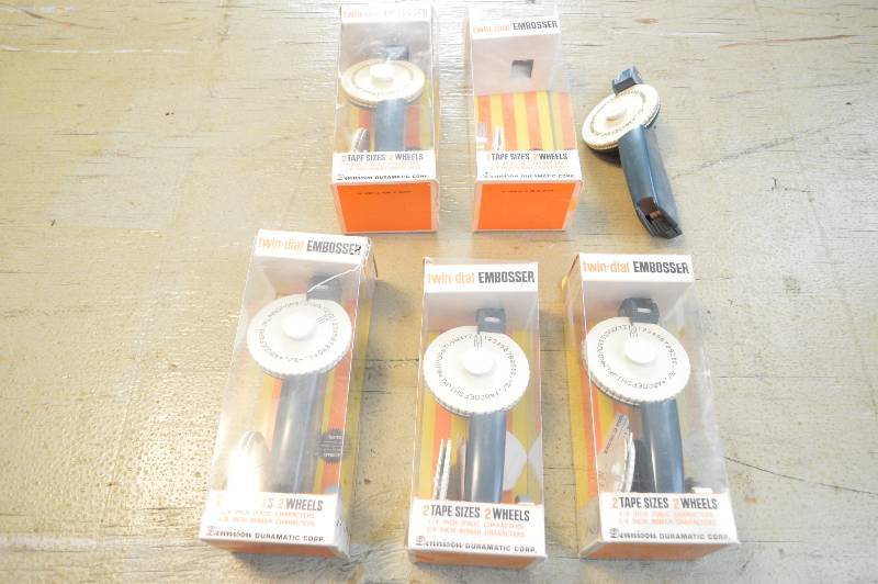 lot 1587 image: Vintage label makers - (6) some new