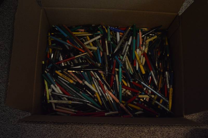lot 1597 image: Pens and pencils Large lot At least 750
