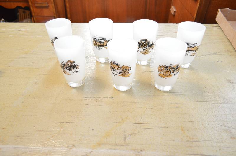 lot 1599 image: 7 Packard collectors glasses