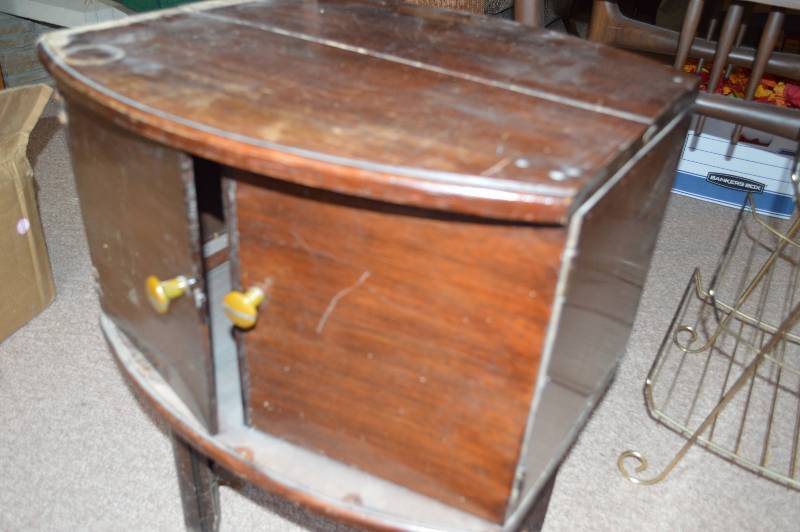 lot 1706 image: Sewing Cabinet (small)