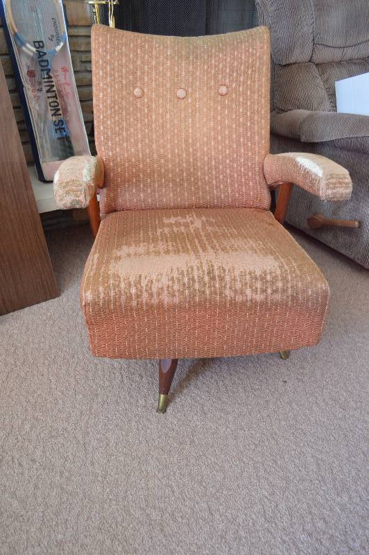 lot 1708 image: Mid-century swivel rocker