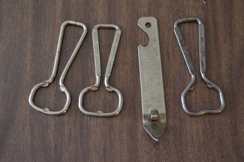 lot 1803 image: Bottlecan openers vintage