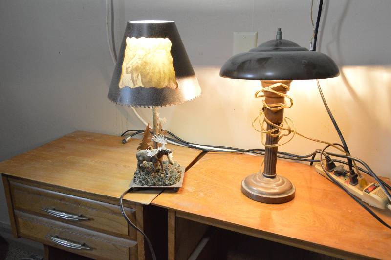 lot 1181 image: 2 table lamps - one is moose theme