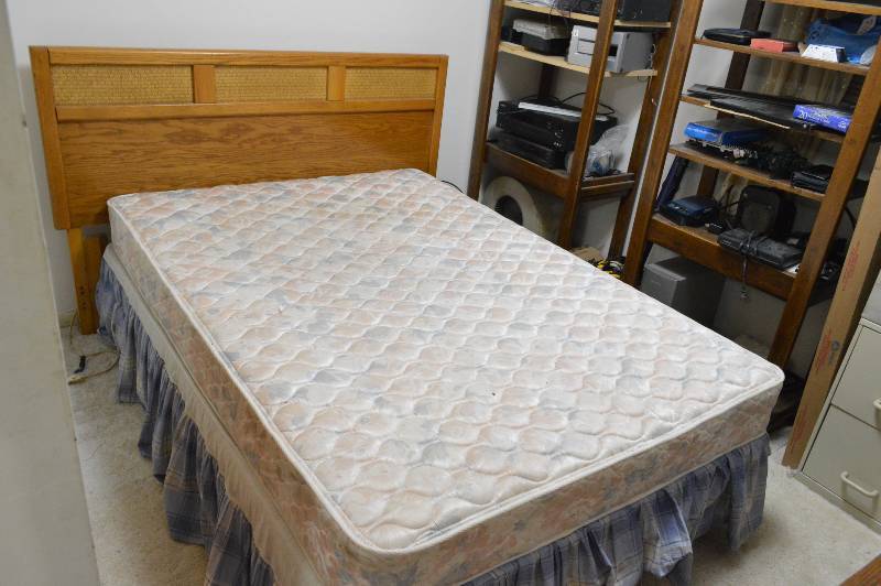 lot 1202 image: Full size bed - Headboard, frame and mattress set