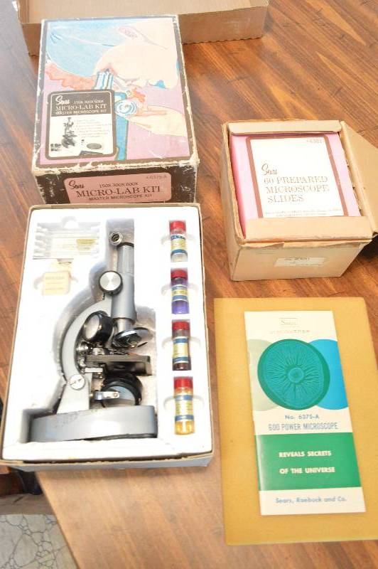 lot 1213 image: Micro-lab kit with extra slides