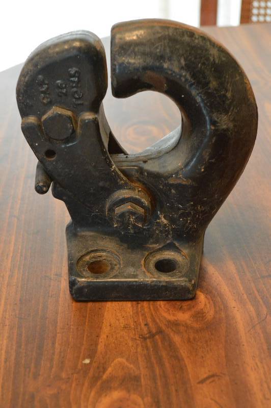 lot 1251 image: Pintle hitch