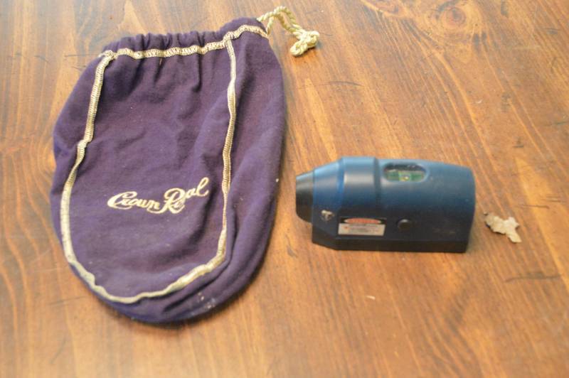 lot 1261 image: Laser level in bag - works