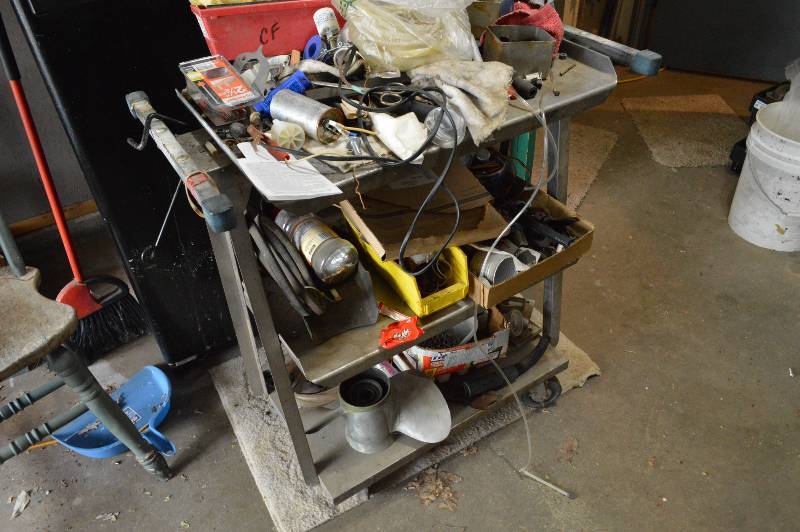 lot 1281 image: Cart with Contents