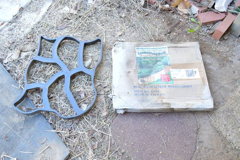 lot 1986 image: (2) Path maker mold